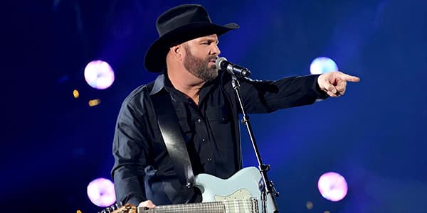 Garth Brooks Image